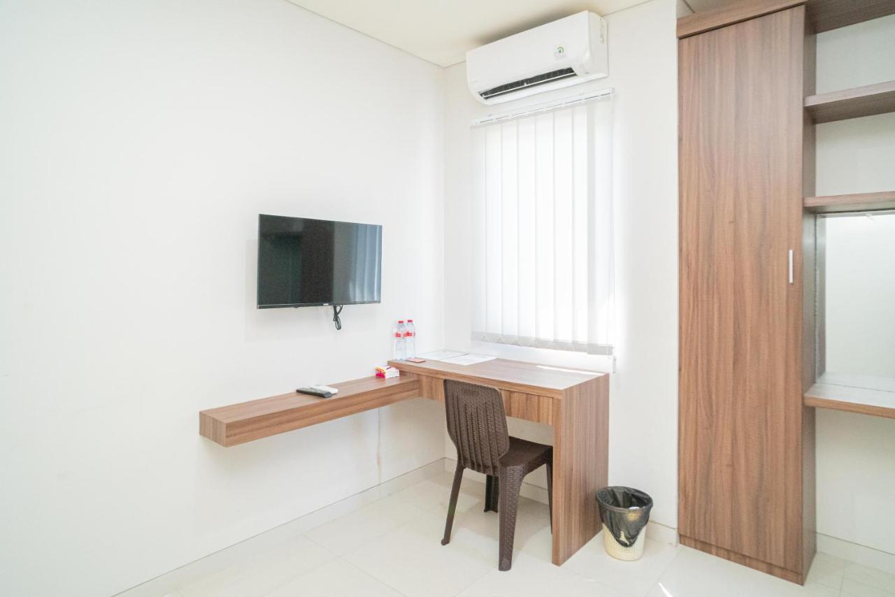 Reddoorz Plus @ Jalan Pemuda Timur 보조네고로 외부 사진