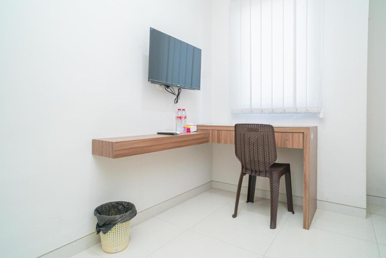 Reddoorz Plus @ Jalan Pemuda Timur 보조네고로 외부 사진