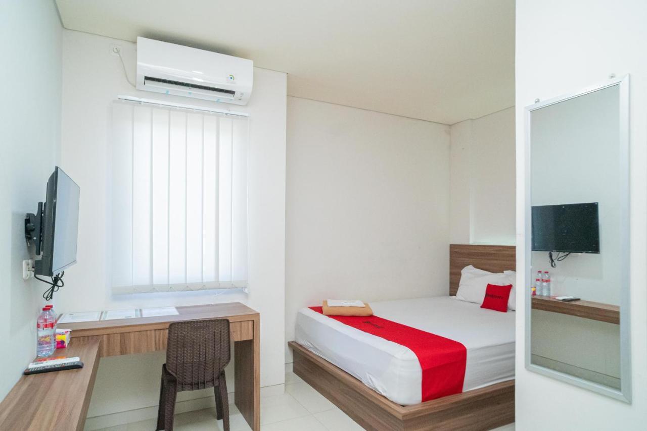 Reddoorz Plus @ Jalan Pemuda Timur 보조네고로 외부 사진